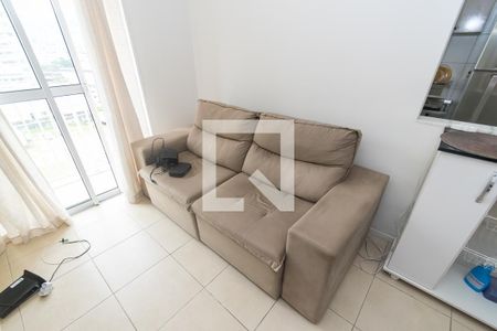 Sala - Sofá de apartamento para alugar com 2 quartos, 45m² em Vicente de Carvalho, Rio de Janeiro
