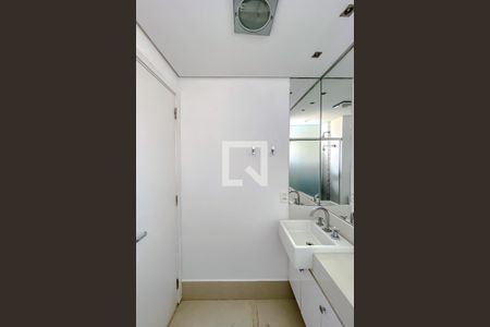 Apartamento à venda com 123m², 3 quartos e 3 vagasBanheiro da Suíte