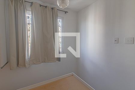 Quarto 2 de apartamento para alugar com 2 quartos, 40m² em Jardim Sao Saverio, São Paulo