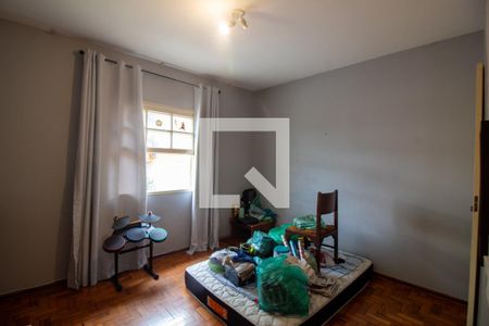 Casa à venda com 200m², 5 quartos e 2 vagasQuarto 3