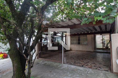 Casa à venda com 200m², 5 quartos e 2 vagasFachada