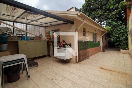 Casa à venda com 200m², 5 quartos e 2 vagasQuintal