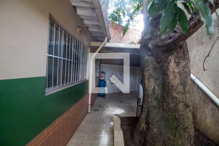 Casa à venda com 200m², 5 quartos e 2 vagasQuintal