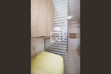 Apartamento à venda com 56m², 2 quartos e 1 vagaÁrea de Serviço