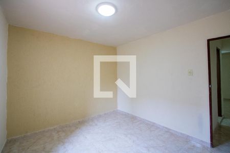 Quarto 2 de casa para alugar com 2 quartos, 60m² em Jardim Marek, Santo André