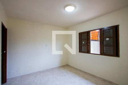 Quarto 2 de casa para alugar com 2 quartos, 60m² em Jardim Marek, Santo André