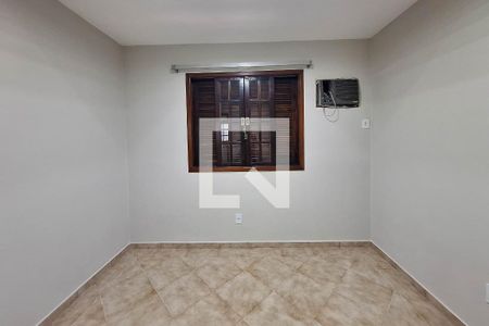 Quarto 1 de casa à venda com 7 quartos, 400m² em Piratininga, Niterói