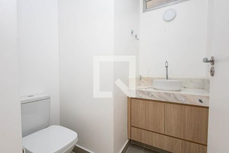 Apartamento para alugar com 136m², 3 quartos e 1 vagaLavabo