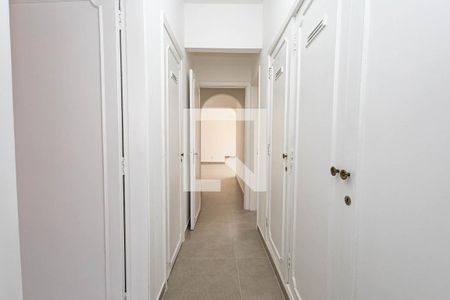 Apartamento para alugar com 136m², 3 quartos e 1 vagaCorredor