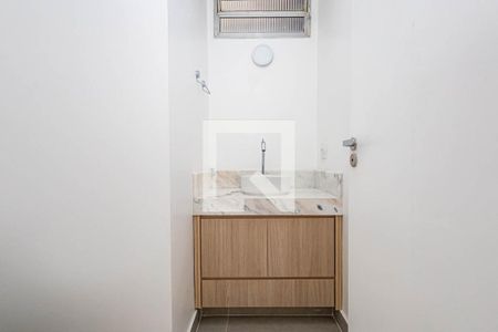 Apartamento para alugar com 136m², 3 quartos e 1 vagaLavabo