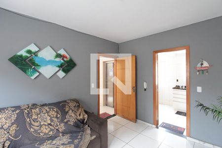 Sala de apartamento à venda com 3 quartos, 60m² em São João Batista, Belo Horizonte