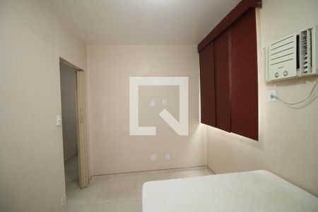 Quarto 1 de apartamento à venda com 2 quartos, 50m² em Parada de Lucas, Rio de Janeiro