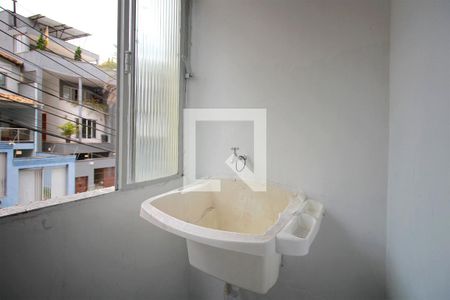 Apartamento para alugar com 55m², 3 quartos e 1 vagaÁrea de Serviço