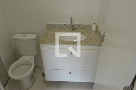 Apartamento para alugar com 55m², 2 quartos e 1 vaga Apartamento para alugar com 55m², 2 quartos e 1 vagaBanheiro da Suíte