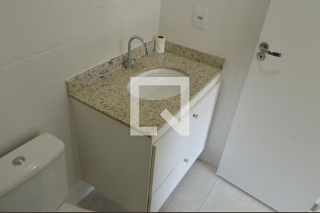 Apartamento para alugar com 55m², 2 quartos e 1 vaga Apartamento para alugar com 55m², 2 quartos e 1 vagaBanheiro da Suíte