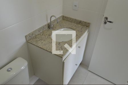 Apartamento para alugar com 55m², 2 quartos e 1 vaga Apartamento para alugar com 55m², 2 quartos e 1 vagaBanheiro