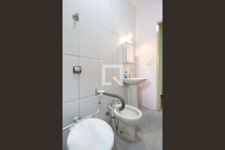 Casa para alugar com 200m², 4 quartos e 5 vagasBanheiro Social