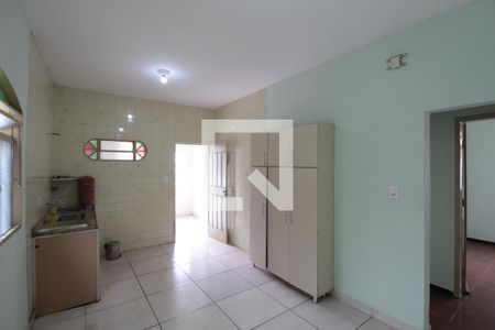 Casa para alugar com 200m², 4 quartos e 5 vagasCozinha