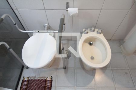 Casa para alugar com 200m², 4 quartos e 5 vagasBanheiro Social