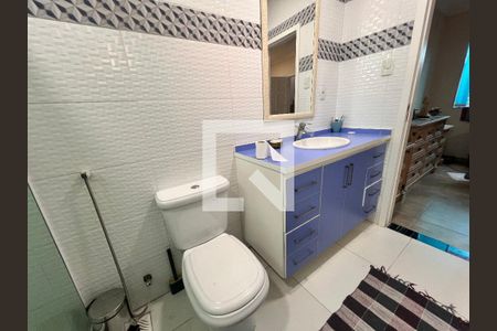 Casa à venda com 180m², 2 quartos e sem vagaBanheiro Suíte 