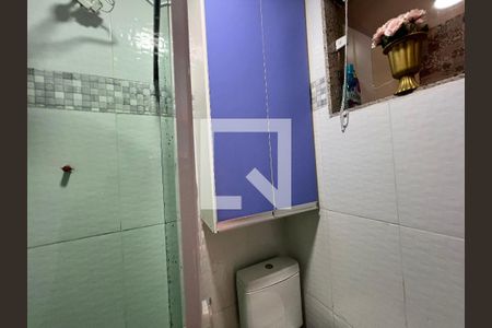 Casa à venda com 180m², 2 quartos e sem vagaBanheiro Fundos 