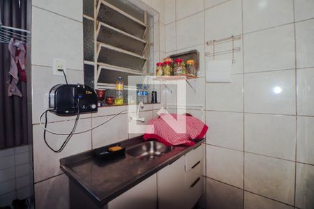 Apartamento à venda com 72m², 2 quartos e sem vaga Apartamento à venda com 72m², 2 quartos e sem vagaCozinha e Área de Serviço