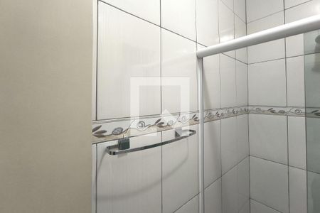 Casa à venda com 176m², 3 quartos e 2 vagas Casa à venda com 176m², 3 quartos e 2 vagasBanheiro