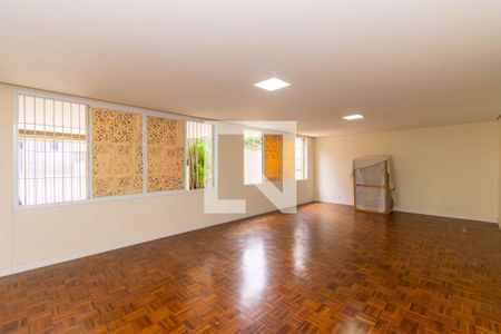 Sala de casa para alugar com 4 quartos, 300m² em Planalto Paulista, São Paulo
