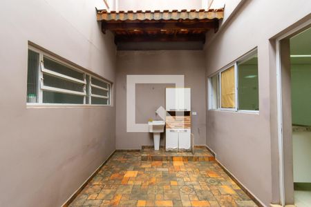 Área de Serviço de casa para alugar com 4 quartos, 300m² em Planalto Paulista, São Paulo