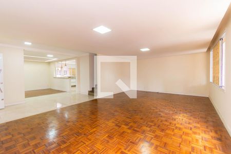 Casa para alugar com 4 quartos, 300m² em Planalto Paulista, São Paulo