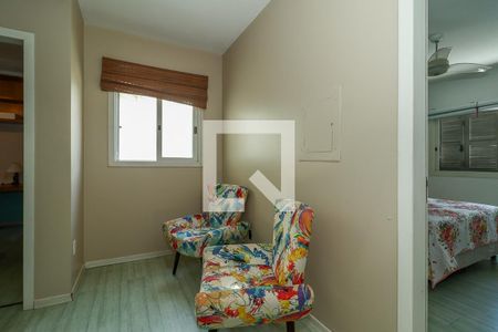 Acesso aos quartos de casa de condomínio para alugar com 3 quartos, 247m² em Sarandi, Porto Alegre