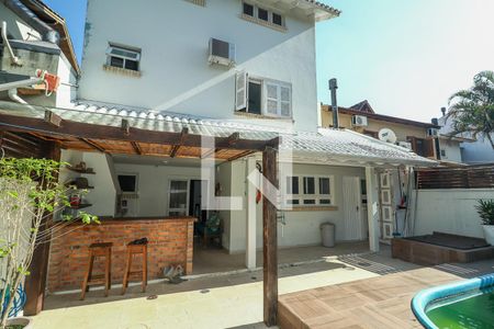 Casa de condomínio para alugar com 247m², 3 quartos e 3 vagasÁrea comum