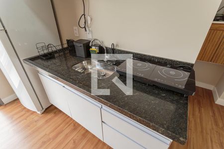 Studio para alugar com 27m², 1 quarto e sem vaga Studio para alugar com 27m², 1 quarto e sem vagaCozinha
