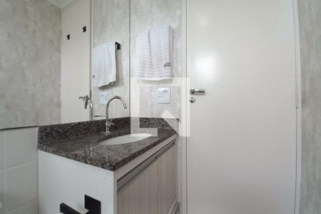 Apartamento para alugar com 57m², 2 quartos e 1 vagaBanheiro