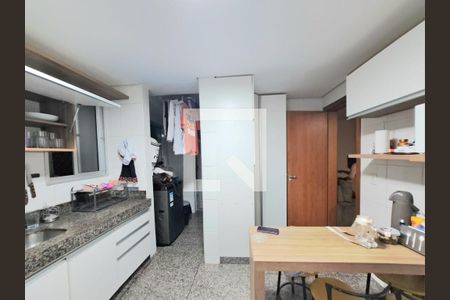 Apartamento à venda com 112m², 3 quartos e 2 vagasCozinha