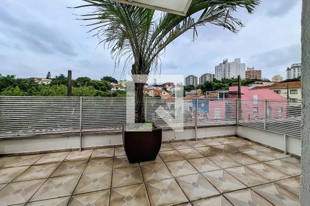 Casa à venda com 220m², 3 quartos e 2 vagas Casa à venda com 220m², 3 quartos e 2 vagasQuarto varanda
