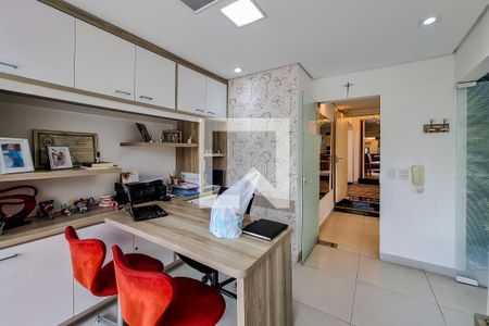 Casa à venda com 220m², 3 quartos e 2 vagas Casa à venda com 220m², 3 quartos e 2 vagasEdícula