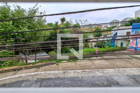 Casa à venda com 220m², 3 quartos e 2 vagas Casa à venda com 220m², 3 quartos e 2 vagasEdícula