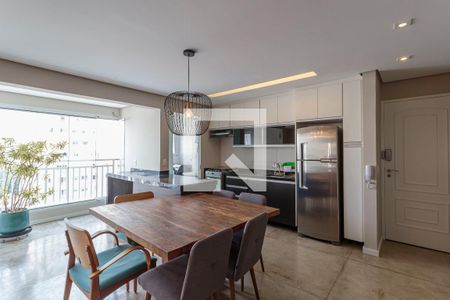 Apartamento à venda com 71m², 2 quartos e 2 vagas Apartamento à venda com 71m², 2 quartos e 2 vagasSala