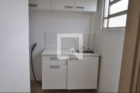 Casa de condomínio à venda com 130m², 3 quartos e 1 vagaÁrea de Serviço