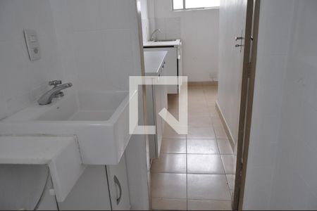 Casa de condomínio à venda com 130m², 3 quartos e 1 vagaBanheiro de Serviço