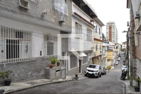Casa de condomínio à venda com 130m², 3 quartos e 1 vagaFachada