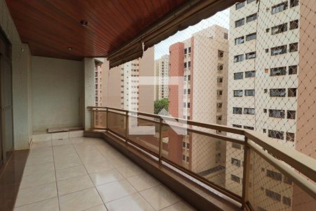 Apartamento para alugar com 171m², 3 quartos e 2 vagasSacada