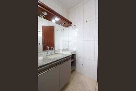 Apartamento para alugar com 171m², 3 quartos e 2 vagasBanheiro da Suíte 1