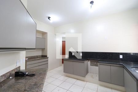 Apartamento para alugar com 171m², 3 quartos e 2 vagasCozinha