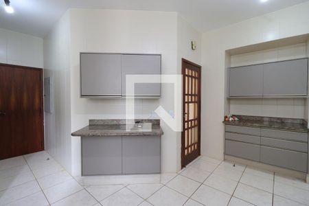 Apartamento para alugar com 171m², 3 quartos e 2 vagasCozinha