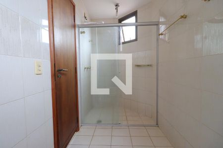 Apartamento para alugar com 171m², 3 quartos e 2 vagasBanheiro da Suíte 2 e 3
