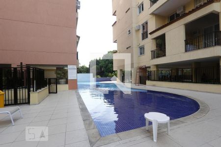 Apartamento à venda com 100m², 3 quartos e 2 vagasÁrea comum - Piscina