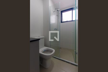 Apartamento para alugar com 55m², 2 quartos e 1 vaga Apartamento para alugar com 55m², 2 quartos e 1 vagaBanheiro da Suíte
