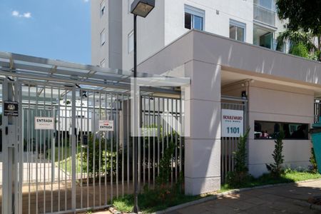 Apartamento para alugar com 50m², 2 quartos e 1 vaga Apartamento para alugar com 50m², 2 quartos e 1 vagaFachada